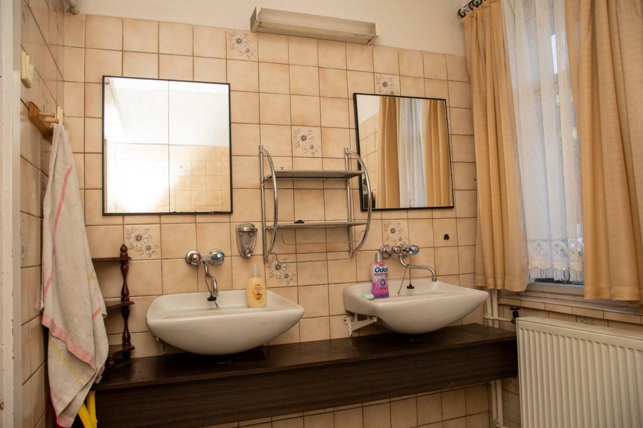 Kovářská Apartmany U Kocoura Pod Klinovcem מראה חיצוני תמונה